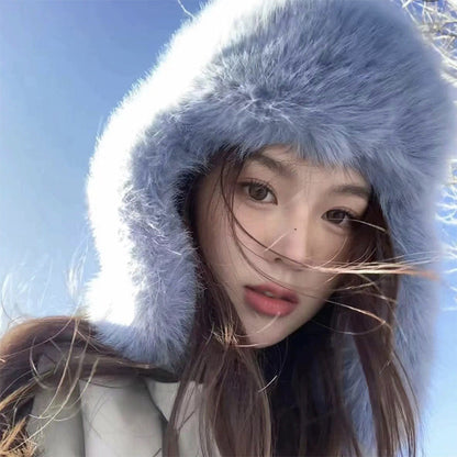 Varm vintermössa i konstgjord minkpäls med öronskydd