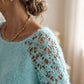 🧶Virkningskonst: Feminin kofta med spetsmuddar som utstrålar elegans och sofistikation🥂