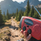 📻 63% RABATT ☀️ Multifunktionell nödradi med sol & vevladdning, powerbank och vädervarning för utomhusbruk